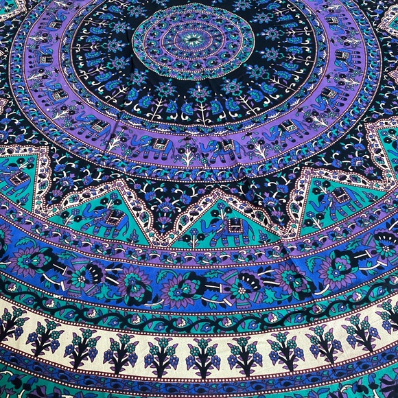 Elephant Tapestry - Picture 3 of 5